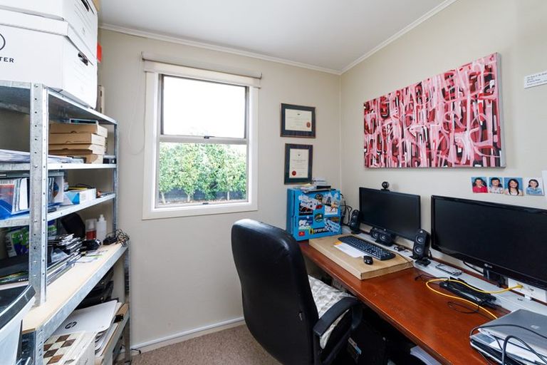 Photo of property in 38 Grey Street, Marton, 4710