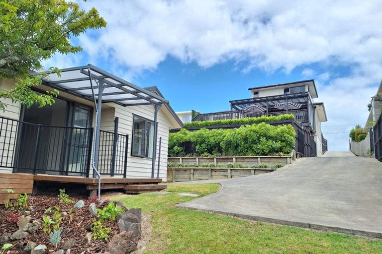 Photo of property in 59 Litten Road, Cockle Bay, Auckland, 2014