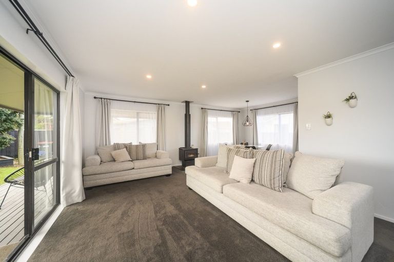 Photo of property in 79 Geraldine Crescent, Cloverlea, Palmerston North, 4412