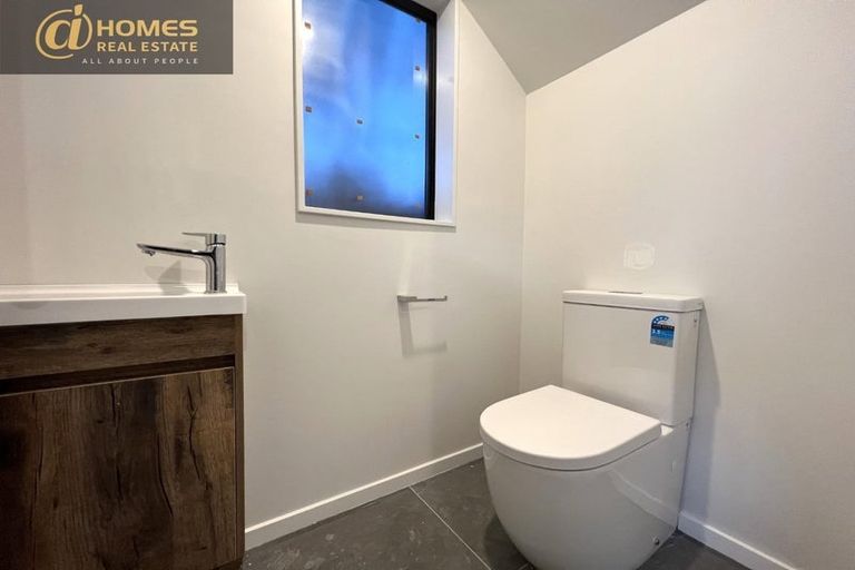 Photo of property in 3c Penfold Place, Henderson, Auckland, 0610