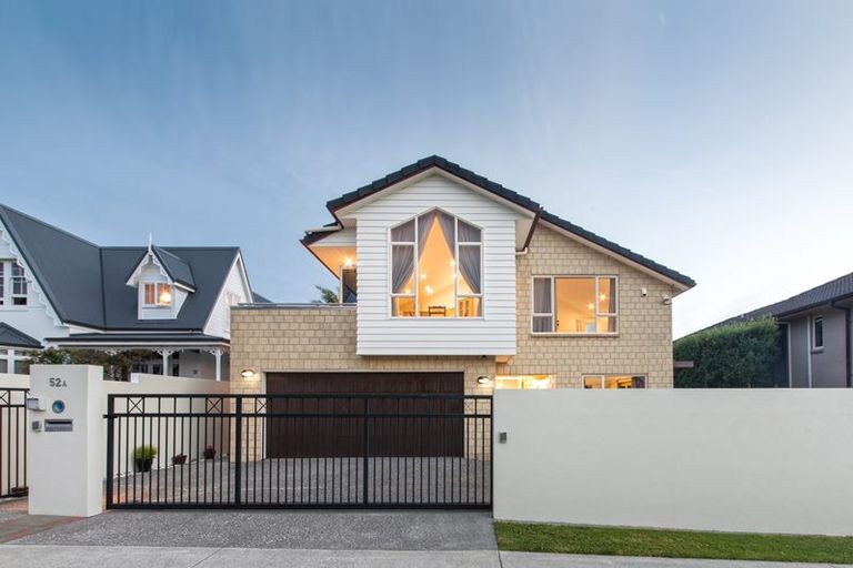 Photo of property in 52a Takutai Avenue, Half Moon Bay, Auckland, 2012