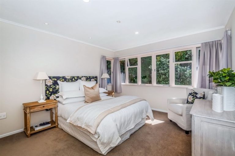 Photo of property in 20 Belmont Terrace, Milford, Auckland, 0620