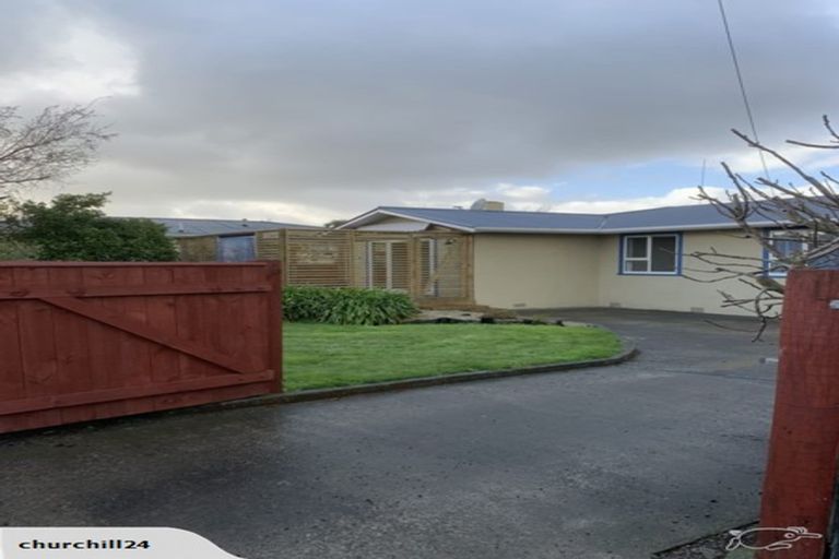 Photo of property in 24 Sutherland Crescent, Westbrook, Palmerston North, 4412