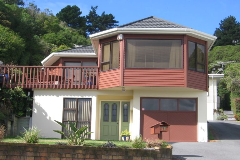 Photo of property in 15 Cavendish Square, Strathmore Park, Wellington, 6022