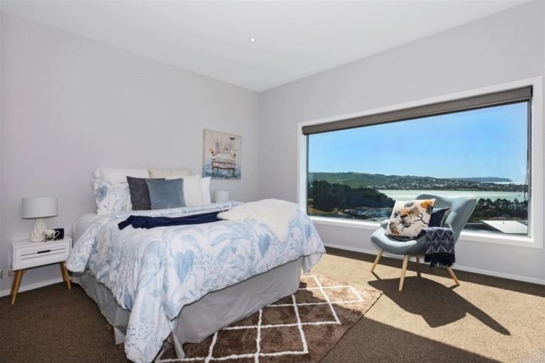 Photo of property in 3 Eglinton Close, Aotea, Porirua, 5024