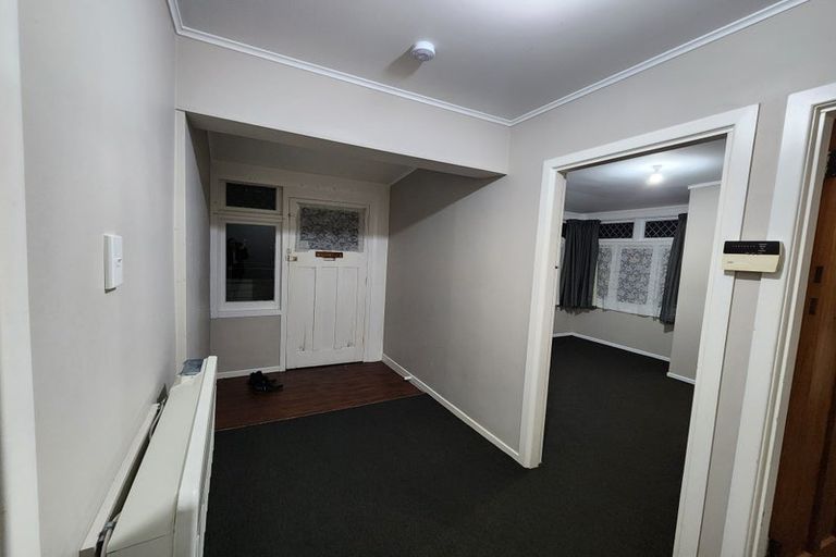 Photo of property in 8 Heretaunga Street, Petone, Lower Hutt, 5012