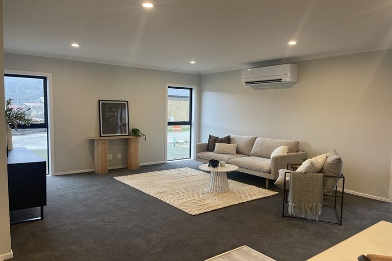 Photo of property in 21 Te Ara O Roimata, Wainuiomata, Lower Hutt, 5014