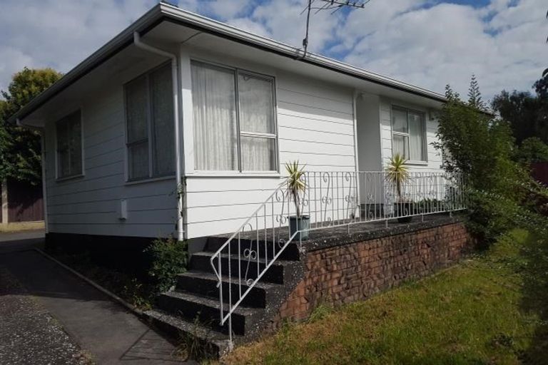 Photo of property in 9 Selsey Lane, Manurewa, Auckland, 2102