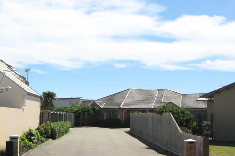 Photo of property in 10 Eastwood Rise, Waimairi Beach, Christchurch, 8083