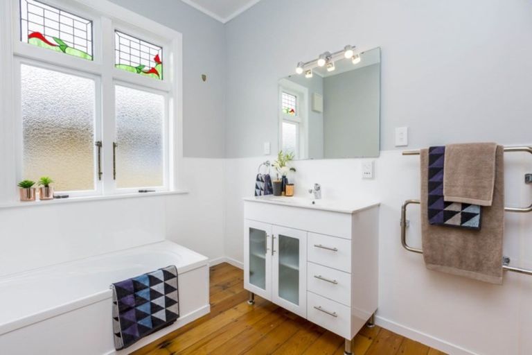 Photo of property in 16 Norton Park Avenue, Fairfield, Lower Hutt, 5011