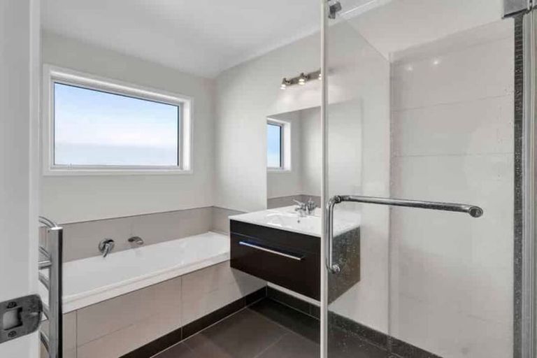 Photo of property in 112 Wills Road, Bell Block, New Plymouth, 4312