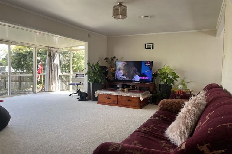 Photo of property in 17a Pah Road, Papatoetoe, Auckland, 2025