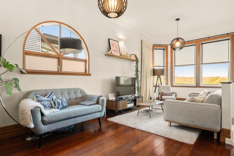 Photo of property in 27 Mortimer Terrace, Aro Valley, Wellington, 6021