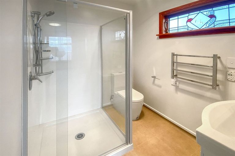 Photo of property in 223c Mount Pleasant Road, Mount Pleasant, Christchurch, 8081