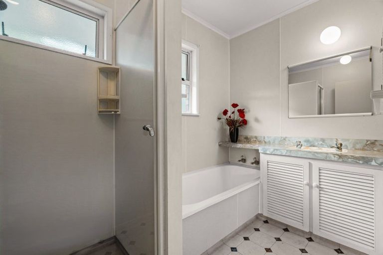 Photo of property in 53 Darraghs Road, Brookfield, Tauranga, 3110