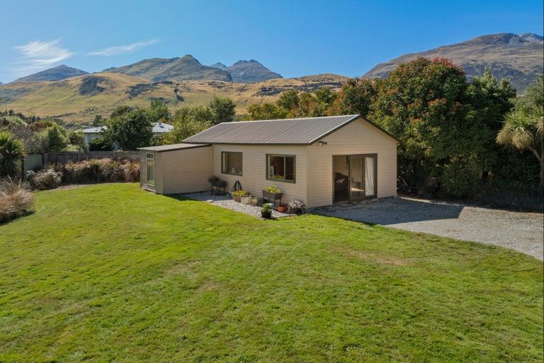 Photo of property in 29 Forbes Place, Glenorchy, 9372