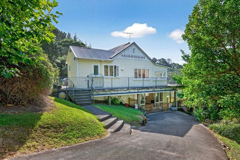 Photo of property in 55 Red Hills Road, Massey, Auckland, 0614