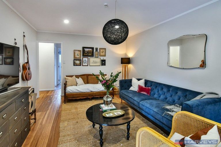 Photo of property in 43 Charles Prevost Drive, The Gardens, Auckland, 2105