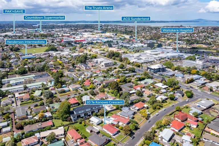 Photo of property in 10 Te Kanawa Crescent, Henderson, Auckland, 0610