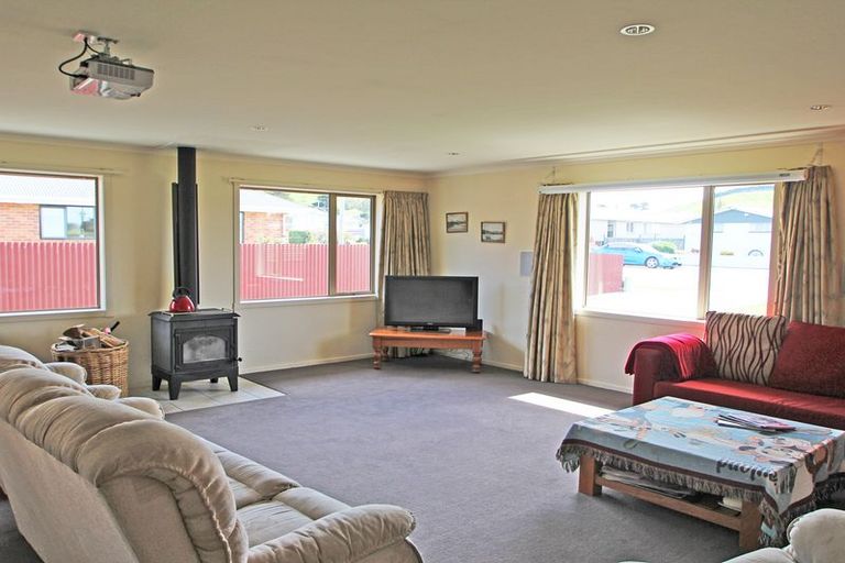 Photo of property in 51 Fernbrook Road, Oamaru North, Oamaru, 9400