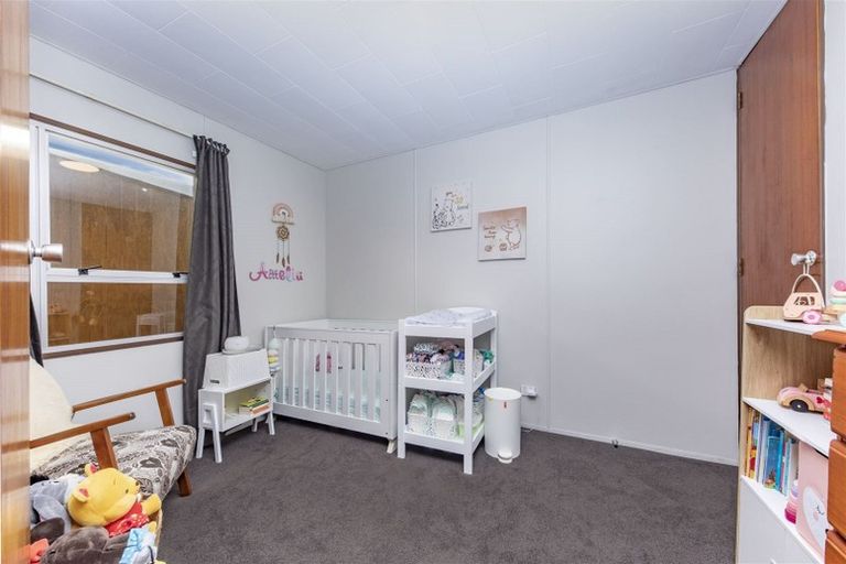 Photo of property in 1/1 Burnham Road, Waitakere, Auckland, 0816