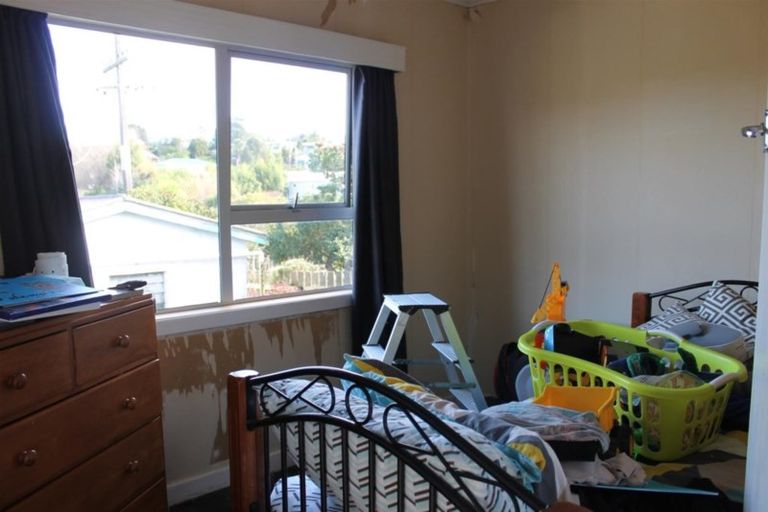 Photo of property in 32 Bickerstaffe Road, Maungaturoto, 0520