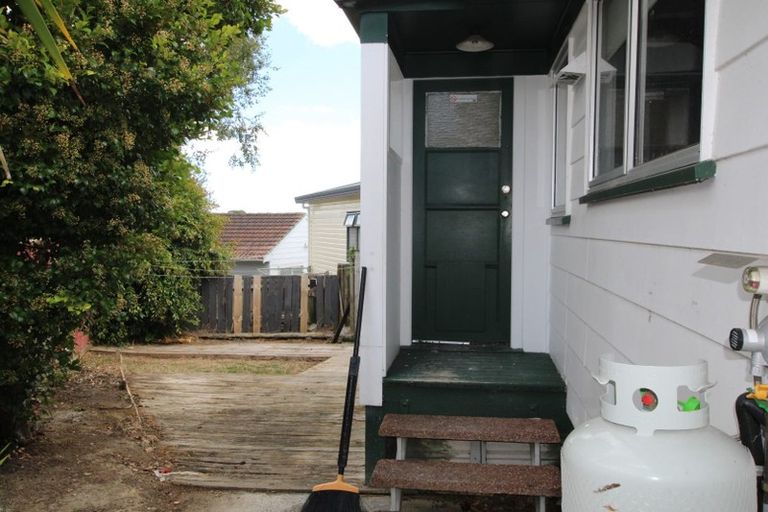 Photo of property in 61 Alabaster Drive, Papatoetoe, Auckland, 2025