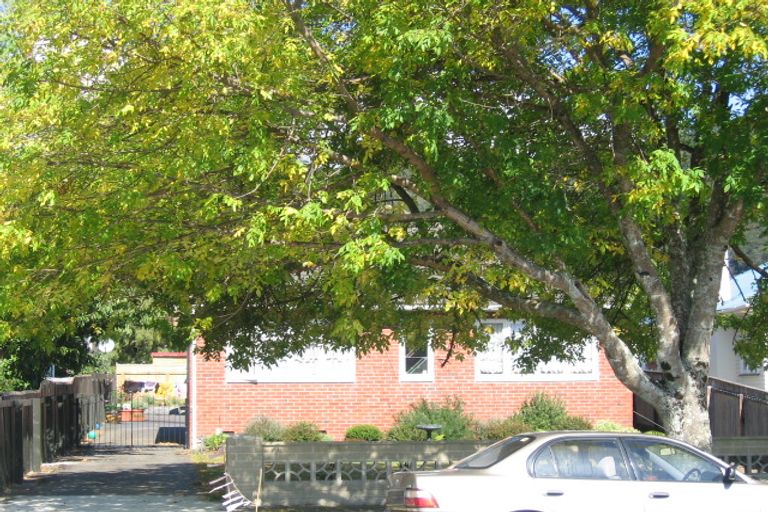 Photo of property in 27 Seddon Street, Wallaceville, Upper Hutt, 5018