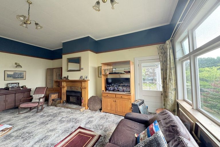 Photo of property in 12 Grant Street, Dannevirke, 4930