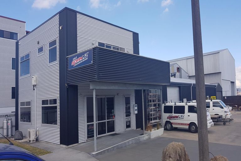 Photo of property in 18 Manuka Street, Otaki Beach, Otaki, 5512