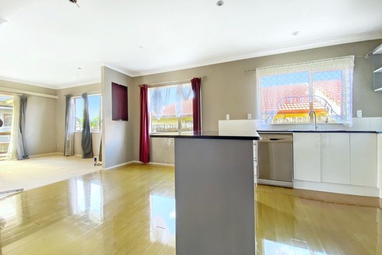 Photo of property in 53 Mili Way South, Ranui, Auckland, 0612