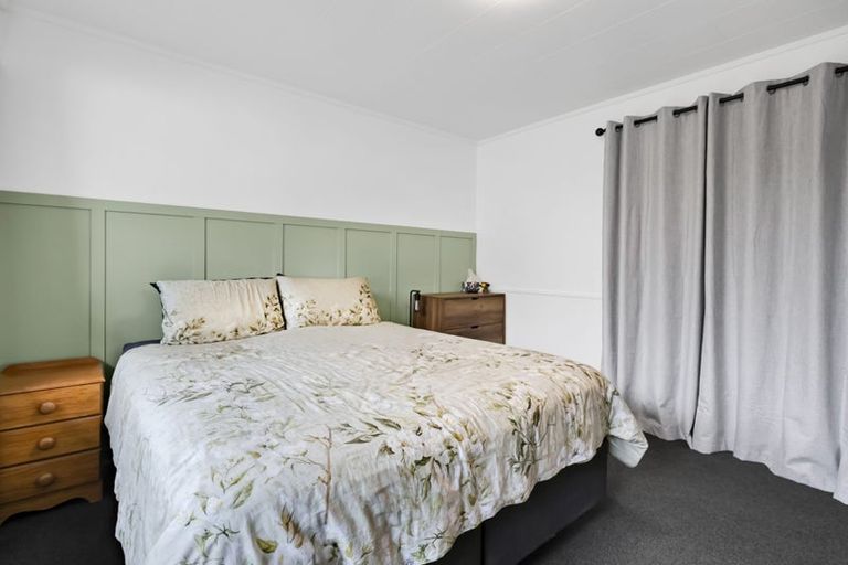 Photo of property in 3b Bideford Street, Brooklands, New Plymouth, 4310