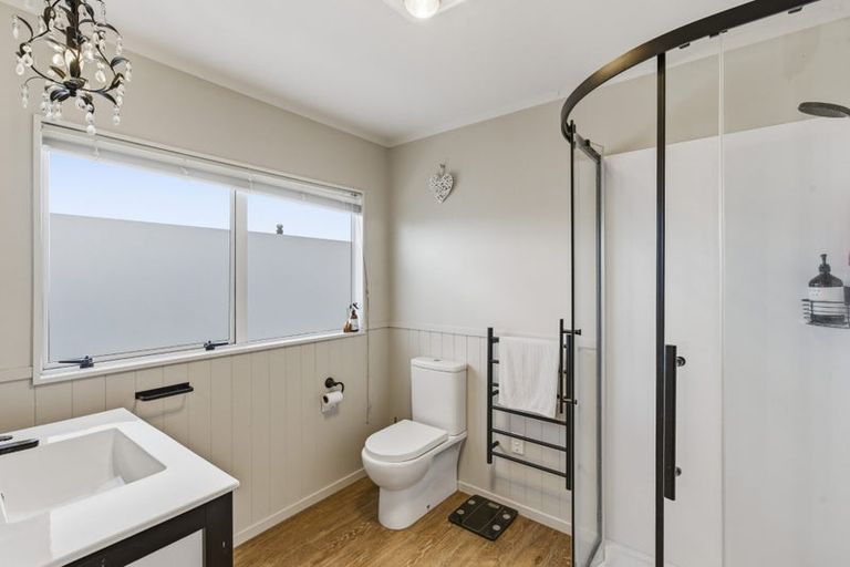 Photo of property in 34 Cedar Drive, Paraparaumu Beach, Paraparaumu, 5032