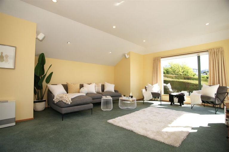 Photo of property in 262a Mount Pleasant Road, Mount Pleasant, Christchurch, 8081