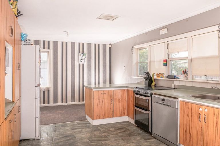 Photo of property in 62 Puriri Street, Gonville, Whanganui, 4501