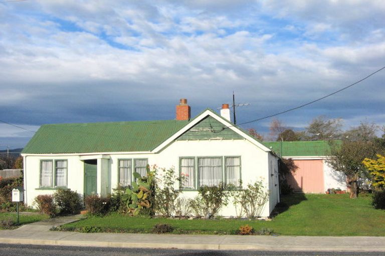 Photo of property in 21 George Street, Milton, 9220