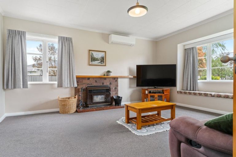 Photo of property in 24 Masters Crescent, Masterton, 5810