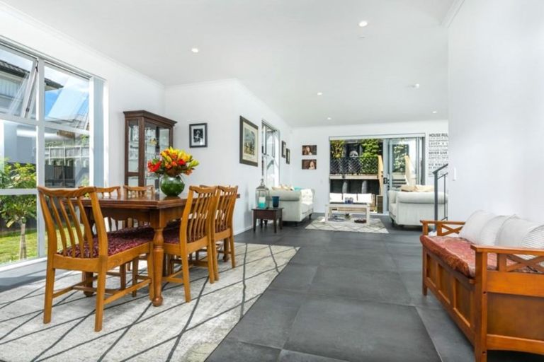 Photo of property in 78 Mackay Drive, Greenhithe, Auckland, 0632