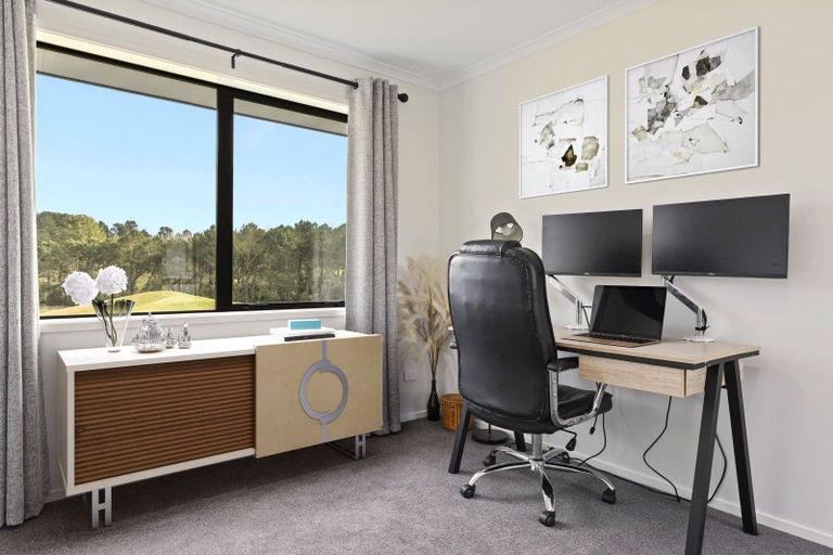 Photo of property in 1 Lemonwood Lane, Kinloch, Taupo, 3377