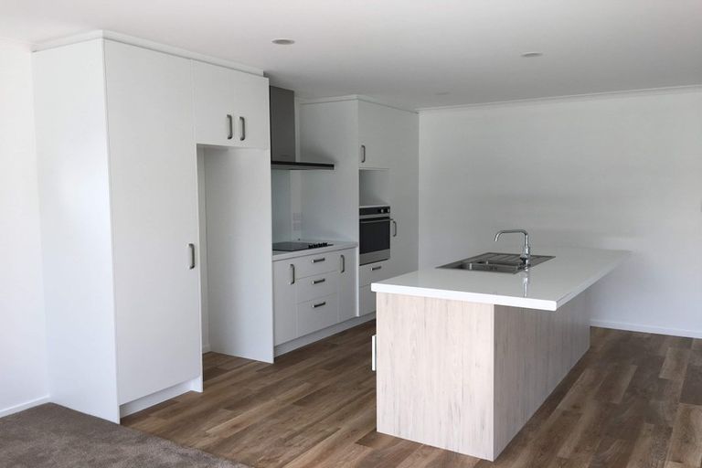 Photo of property in 16 Gilruth Road, Wallaceville, Upper Hutt, 5018