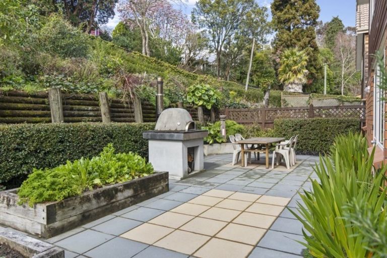 Photo of property in 70 Memorial Drive, Hamilton East, Hamilton, 3216