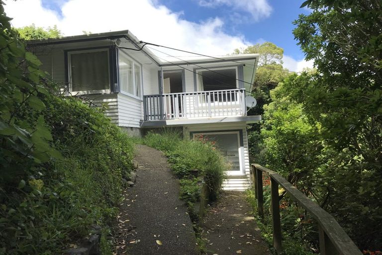 Photo of property in 2 Sydenham Street, Northland, Wellington, 6012