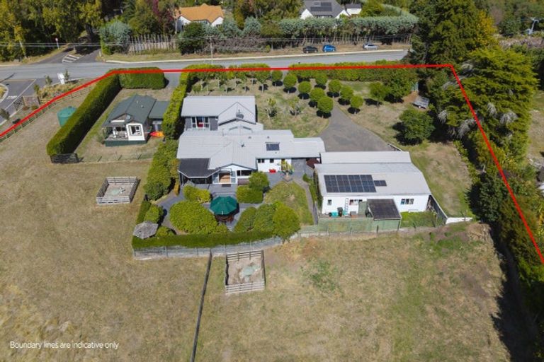 Photo of property in 164 Mapara Road, Acacia Bay, Taupo, 3385