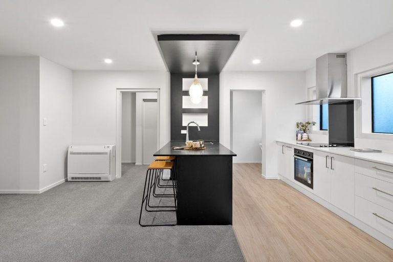 Photo of property in 86 Racecourse Road, Sockburn, Christchurch, 8042