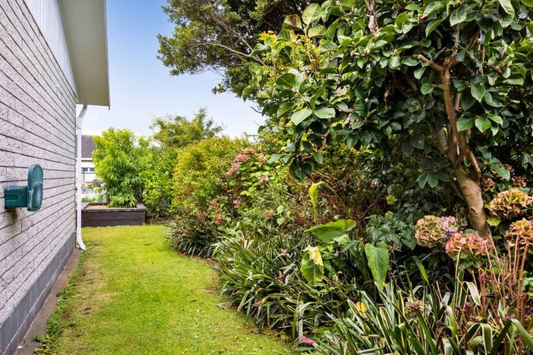 Photo of property in 24a Albion Street, Hawera, 4610