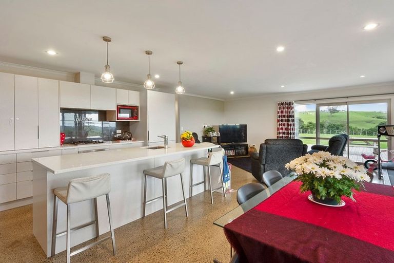 Photo of property in 1855 Highway, Pukekawa, 2696