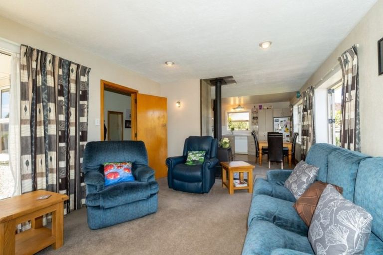 Photo of property in 33 Boston Avenue, Hornby, Christchurch, 8042