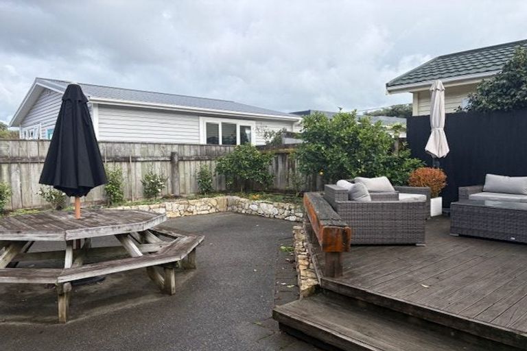 Photo of property in 7 Rata Street, Eastbourne, Lower Hutt, 5013