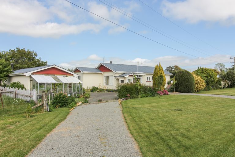 Photo of property in 6 Connell Street, Waitaki Bridge, Oamaru, 9493