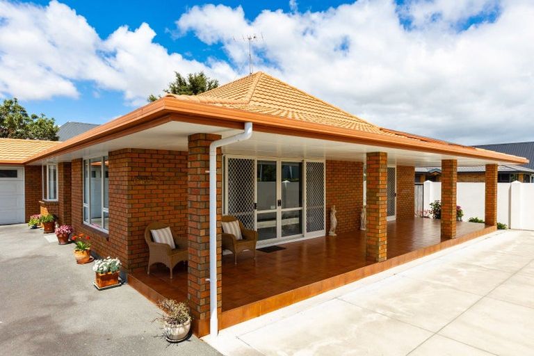 Photo of property in 13 Dillon Street, Blenheim, 7201